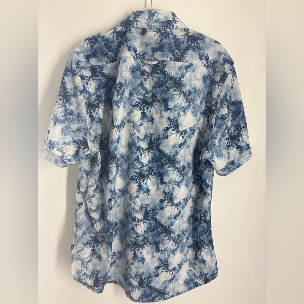 7 Diamonds Blue and White Men's Butterfly Shirt - Large - Picture 7 of 11